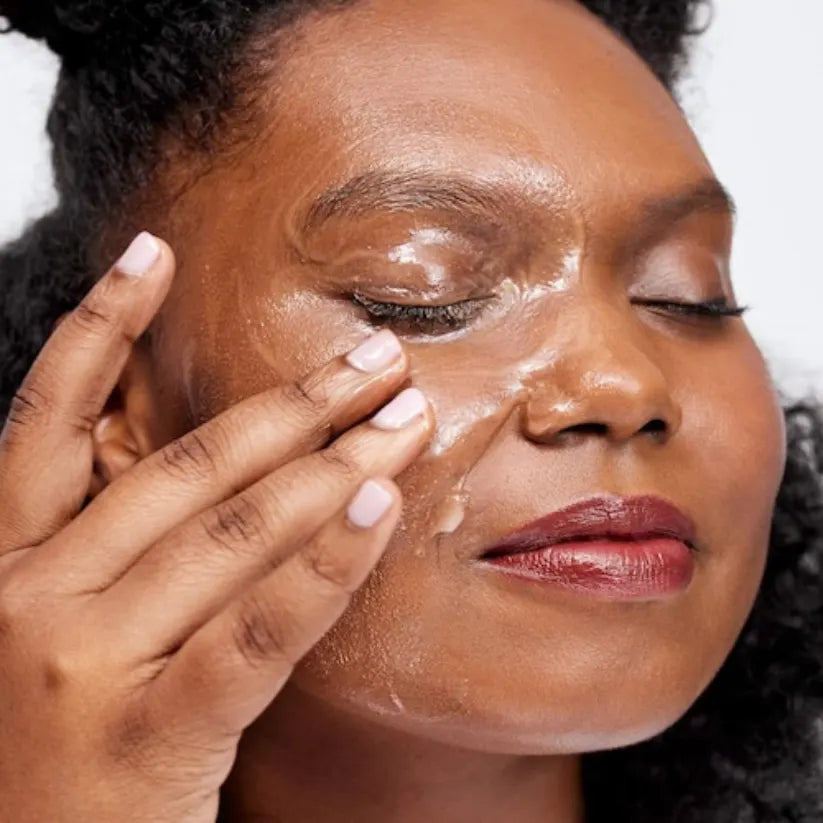 Long-Wearing Makeup & SPF Remover